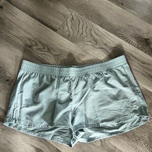 Women's Adidas Pacer Woven Shorts Size 2XL Magic Gray HG7567  NWT Running‎